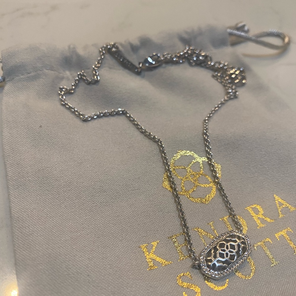 FLASH SALE: Silver Elisa Necklace - Filigree